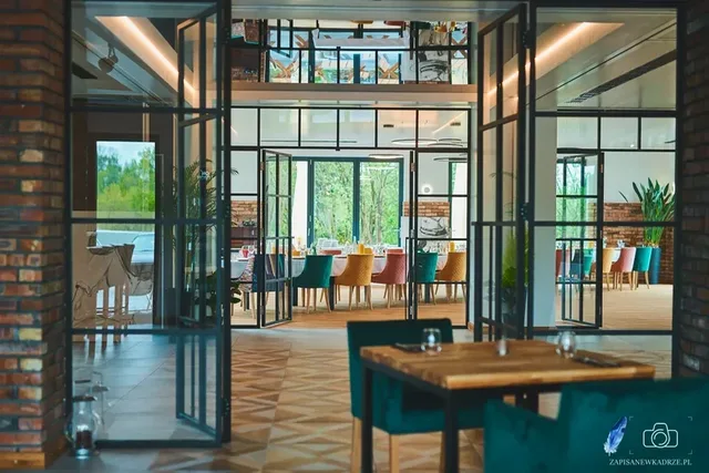 PROJEKT ARANŻACJI WNĘTRZ RESTAURACJI